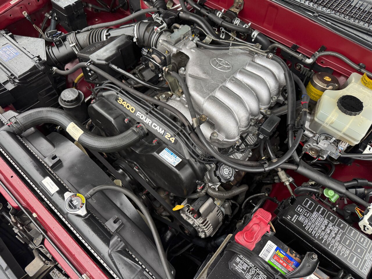 2002 Toyota 4Runner SR5 4WD - LOCAL WASHINGTON CAR. - Photo 36 - Portland, OR 97211