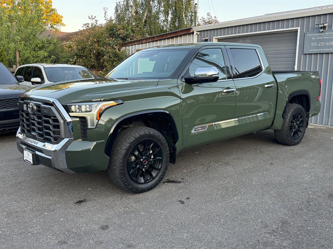 2023 Toyota Tundra 1794 Edition - Photo 3 - Portland, OR 97211