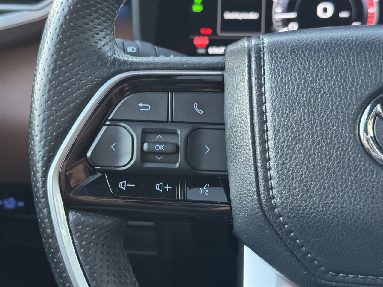 2023 Toyota Tundra 1794 Edition - Photo 24 - Portland, OR 97211