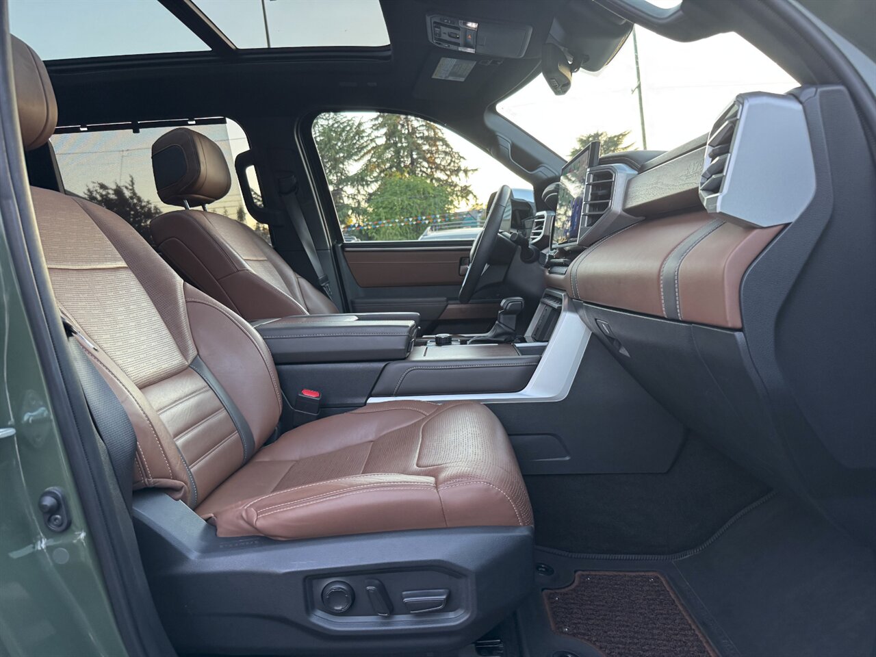 2023 Toyota Tundra 1794 Edition - Photo 19 - Portland, OR 97211