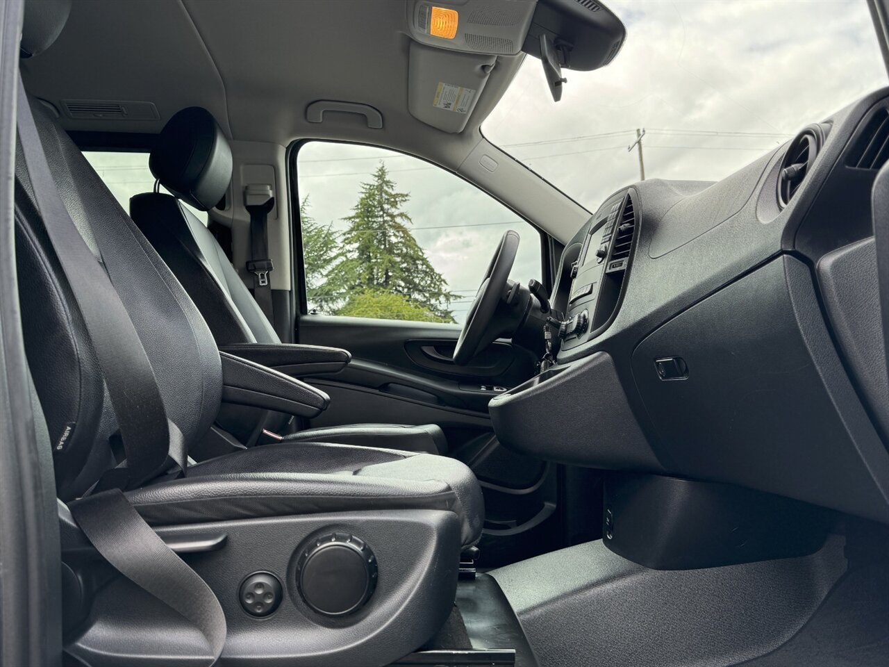 2018 Mercedes-Benz Metris Passenger - Photo 18 - Portland, OR 97211