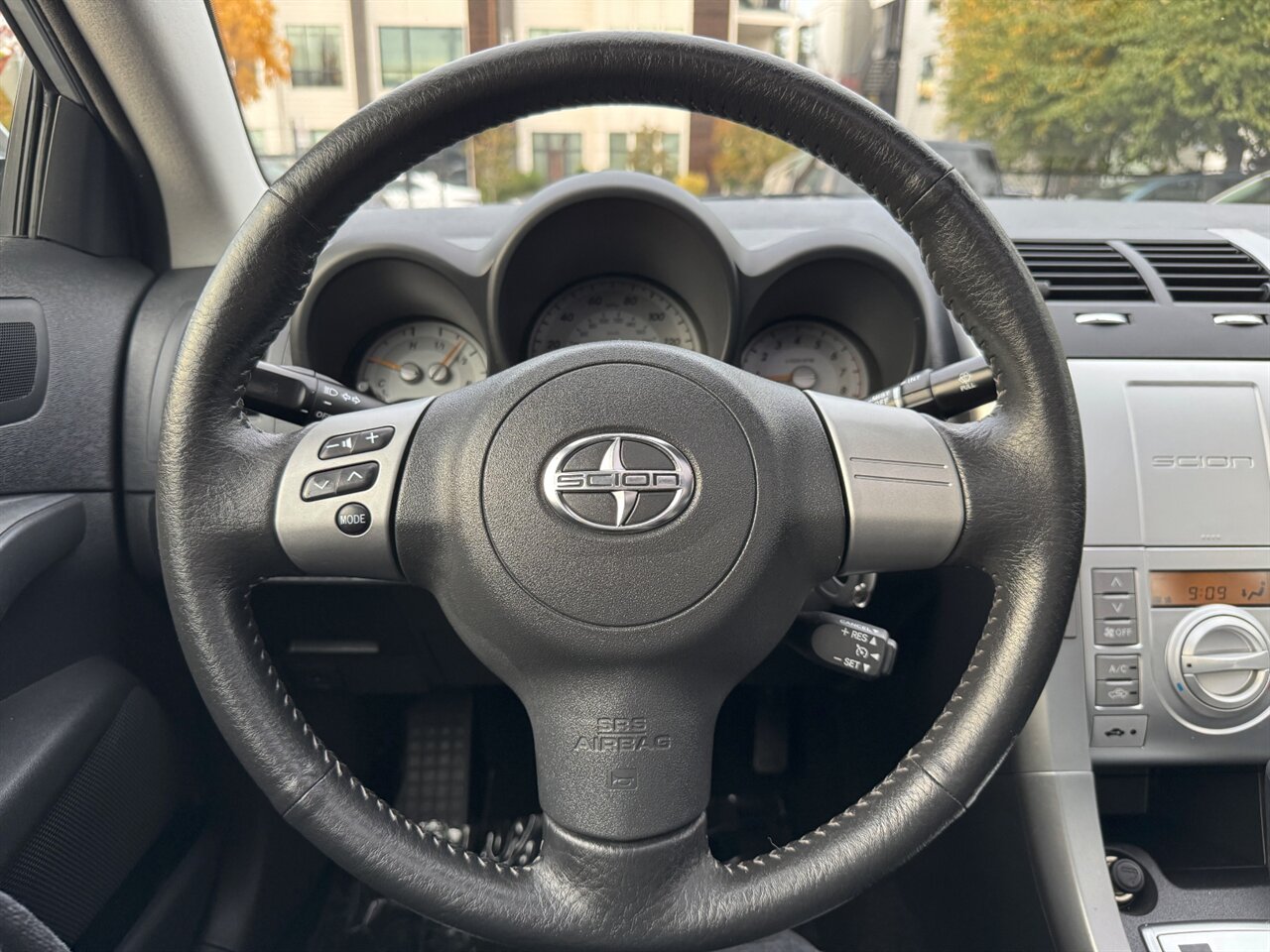 2006 Scion tC ONE OWNER   - Photo 17 - Portland, OR 97211