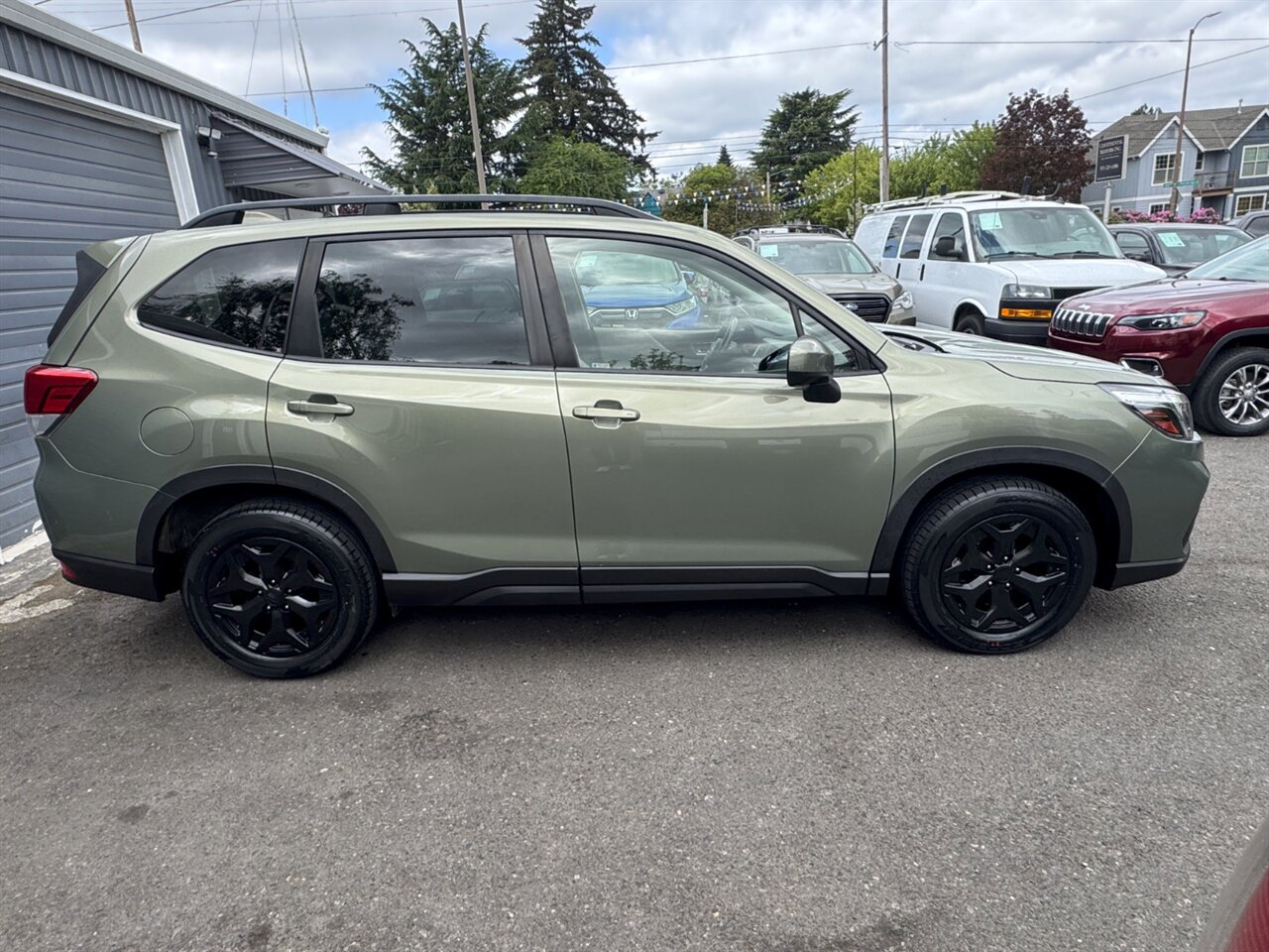 2020 Subaru Forester Premium AWD ADAPTIVE CRUISE BLIS   - Photo 7 - Portland, OR 97211