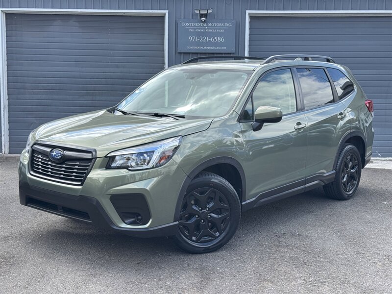 2020 Subaru Forester Premium's photo