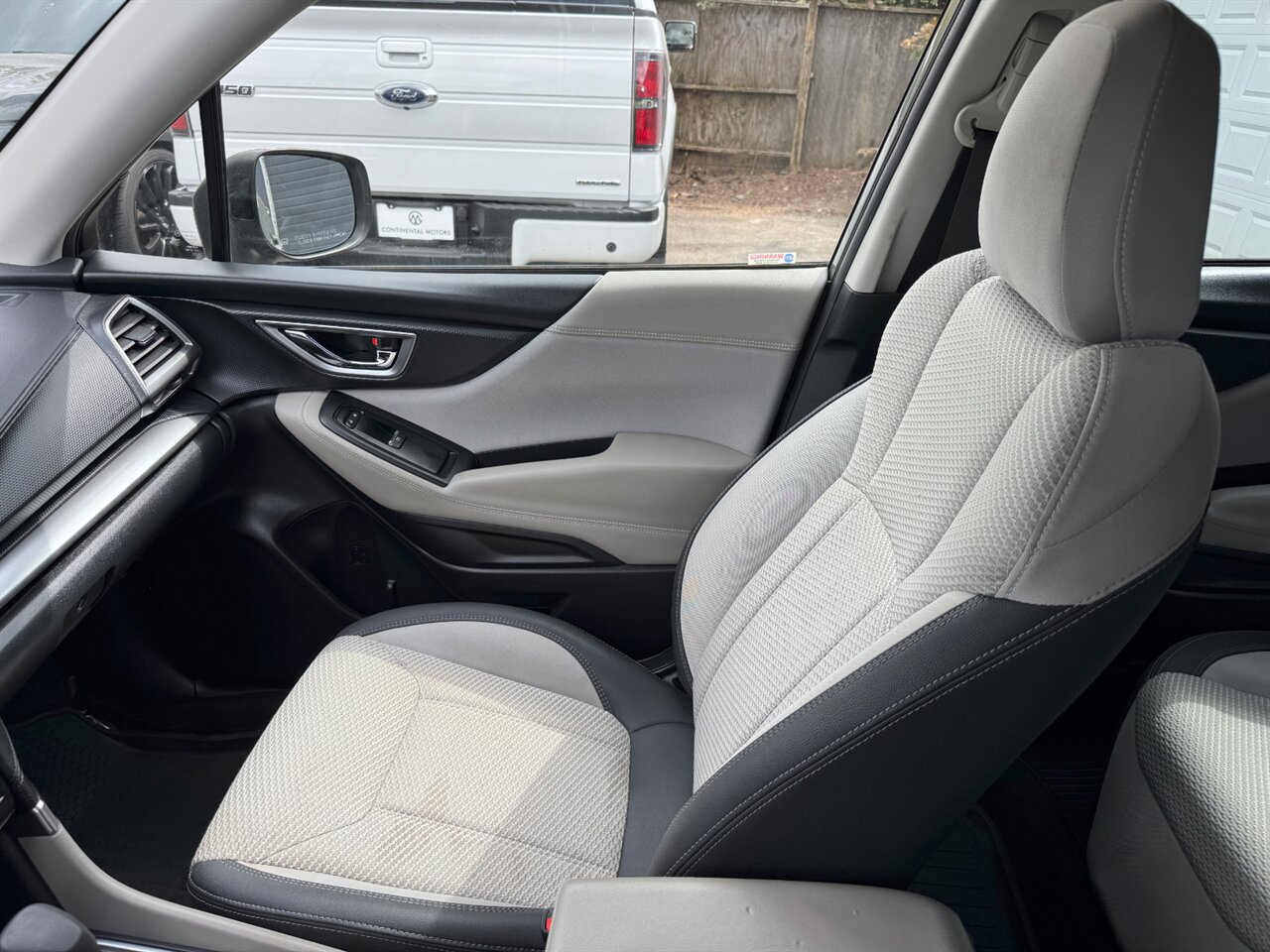 2020 Subaru Forester Premium AWD ADAPTIVE CRUISE BLIS   - Photo 28 - Portland, OR 97211