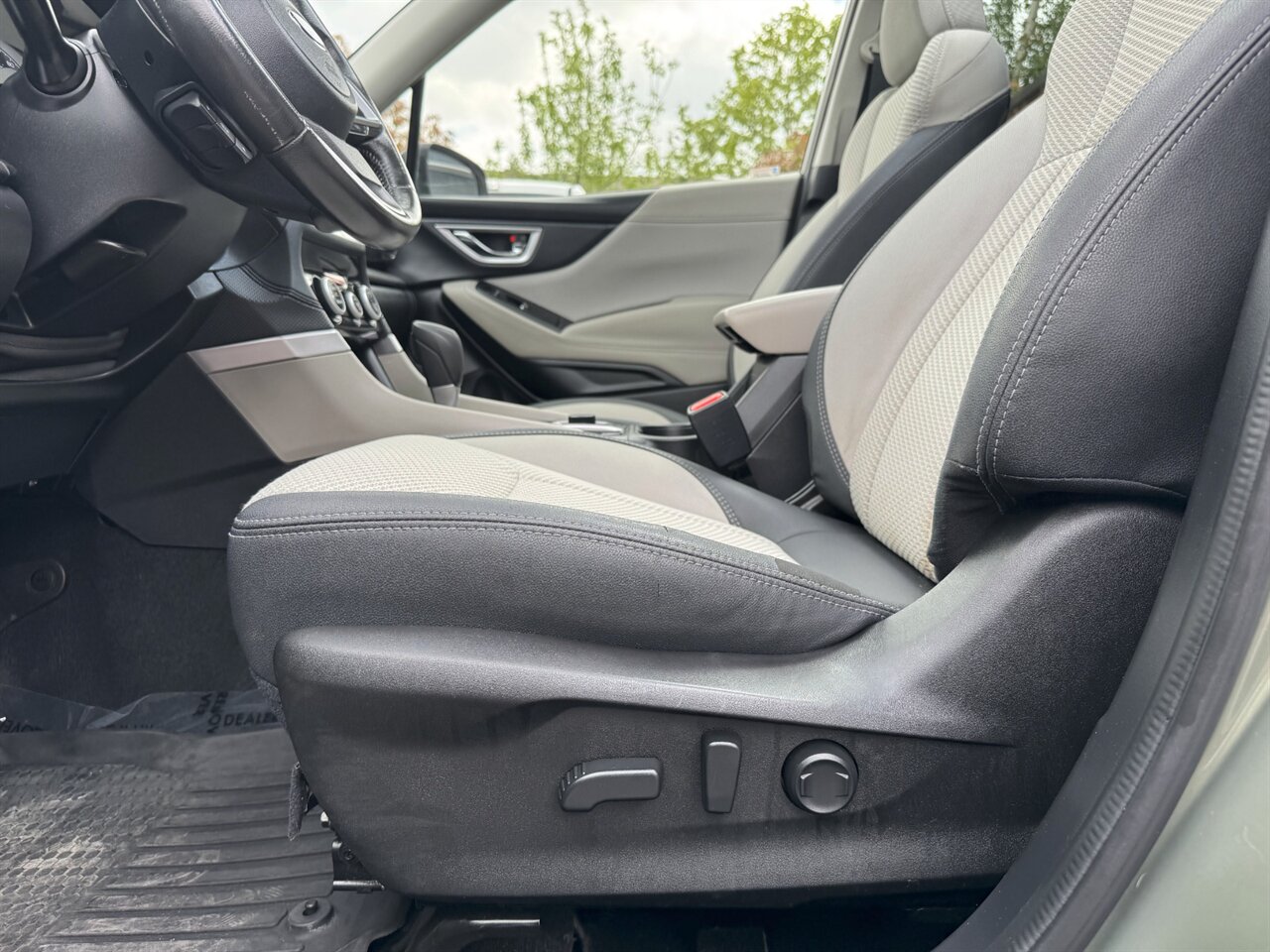 2020 Subaru Forester Premium AWD ADAPTIVE CRUISE BLIS   - Photo 22 - Portland, OR 97211