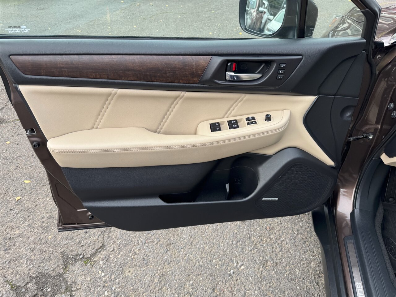 2019 Subaru Outback 2.5i Limited EYESIGHT BLIS LEATHER   - Photo 12 - Portland, OR 97211