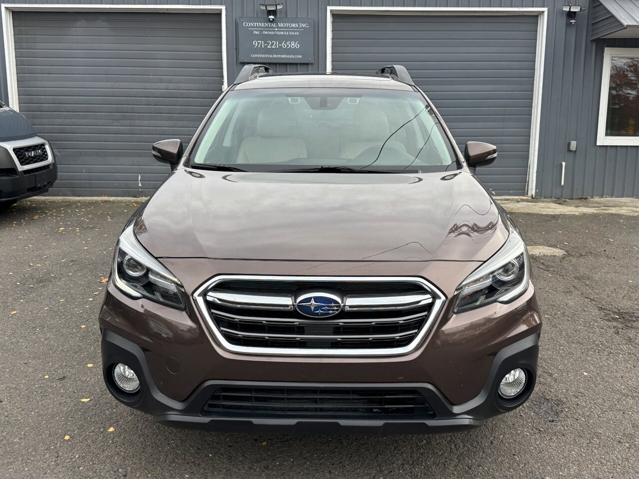 2019 Subaru Outback 2.5i Limited EYESIGHT BLIS LEATHER   - Photo 5 - Portland, OR 97211