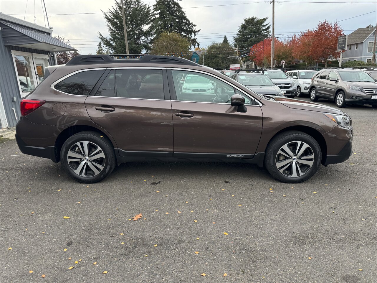 2019 Subaru Outback 2.5i Limited EYESIGHT BLIS LEATHER   - Photo 7 - Portland, OR 97211