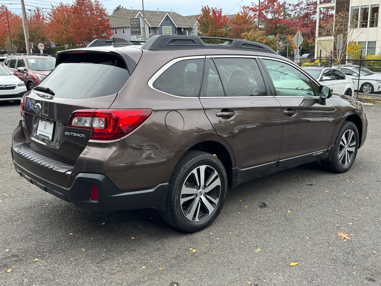 2019 Subaru Outback 2.5i Limited EYESIGHT BLIS LEATHER   - Photo 8 - Portland, OR 97211