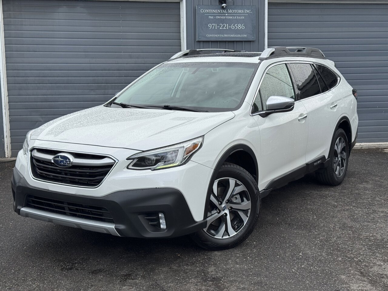 2021 Subaru Outback Touring XT - Photo 1 - Portland, OR 97211