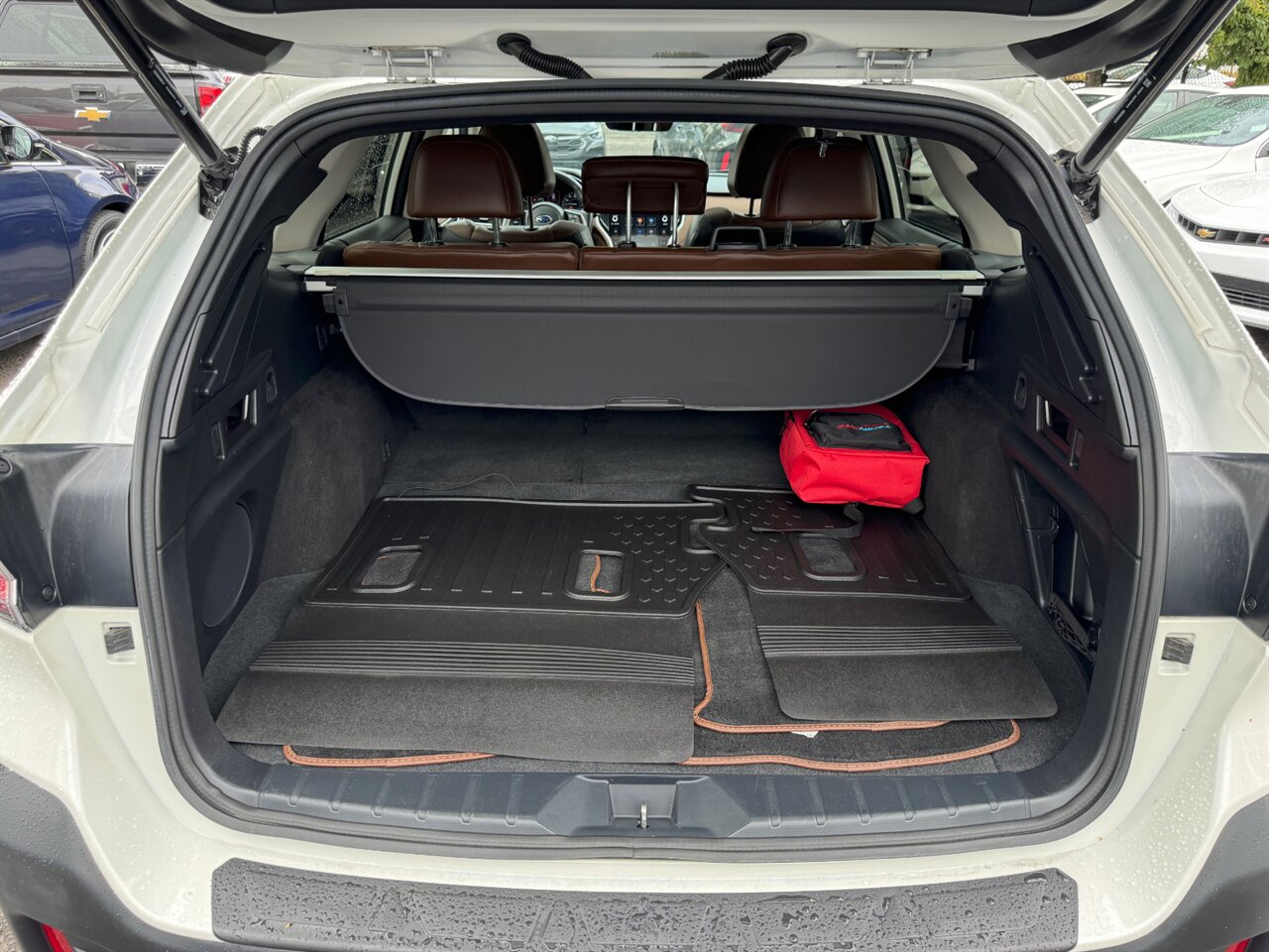 2021 Subaru Outback Touring XT - Photo 15 - Portland, OR 97211