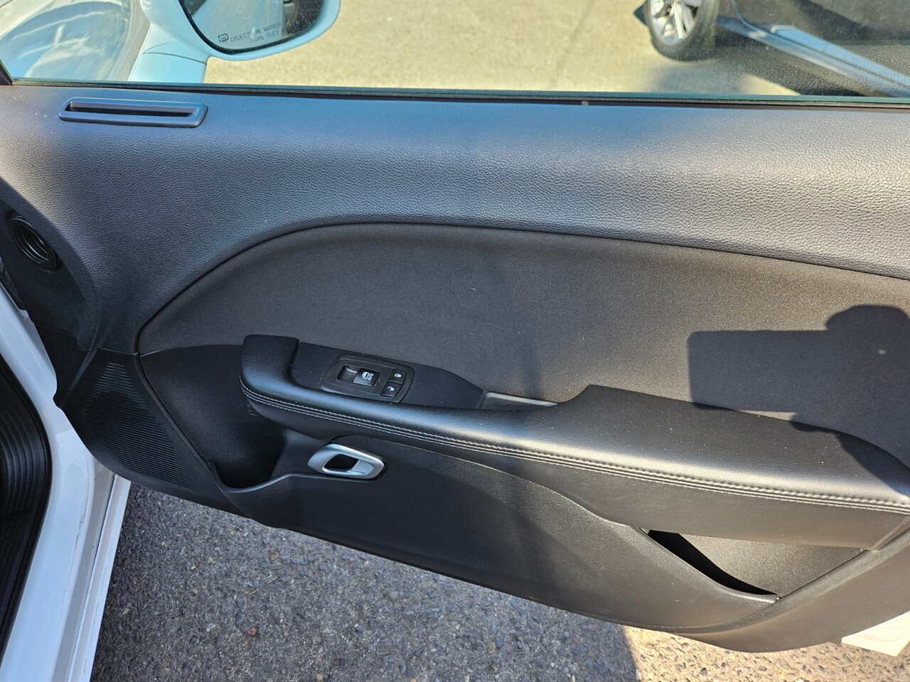 2016 Dodge Challenger SXT - Photo 27 - Portland, OR 97211