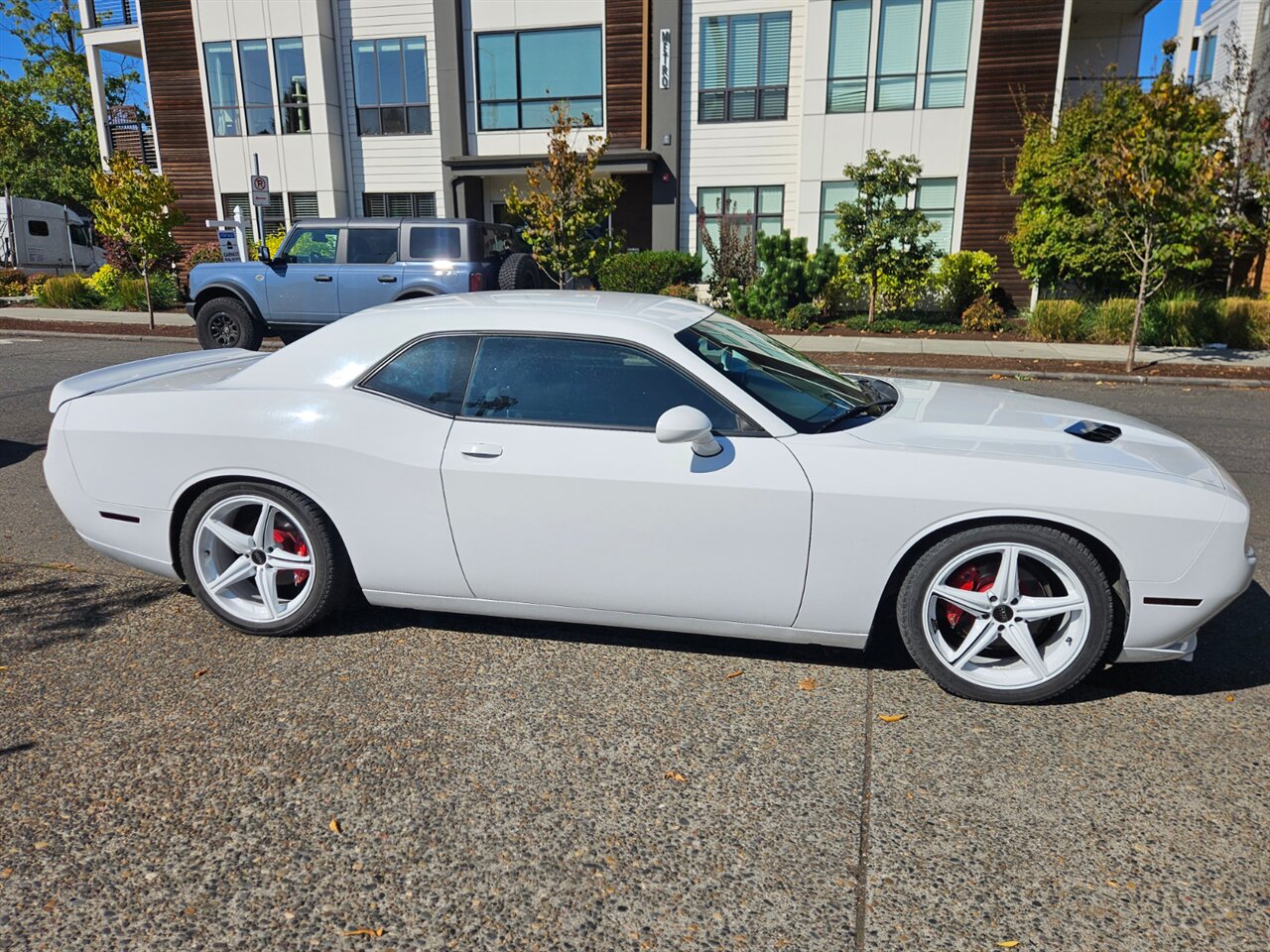 2016 Dodge Challenger SXT - Photo 11 - Portland, OR 97211