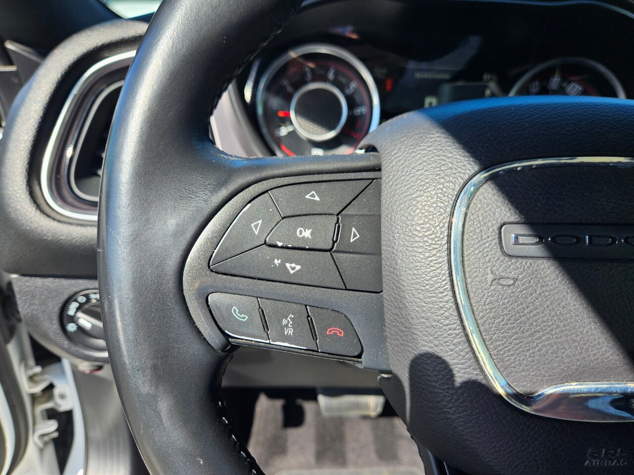 2016 Dodge Challenger SXT - Photo 19 - Portland, OR 97211