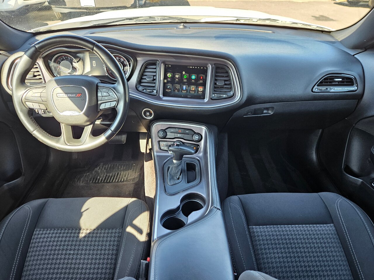 2016 Dodge Challenger SXT - Photo 29 - Portland, OR 97211