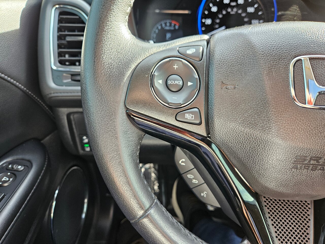 2019 Honda HR-V EX-L AWD ADAPTIVE ONLY 61K MILES - Photo 24 - Portland, OR 97211
