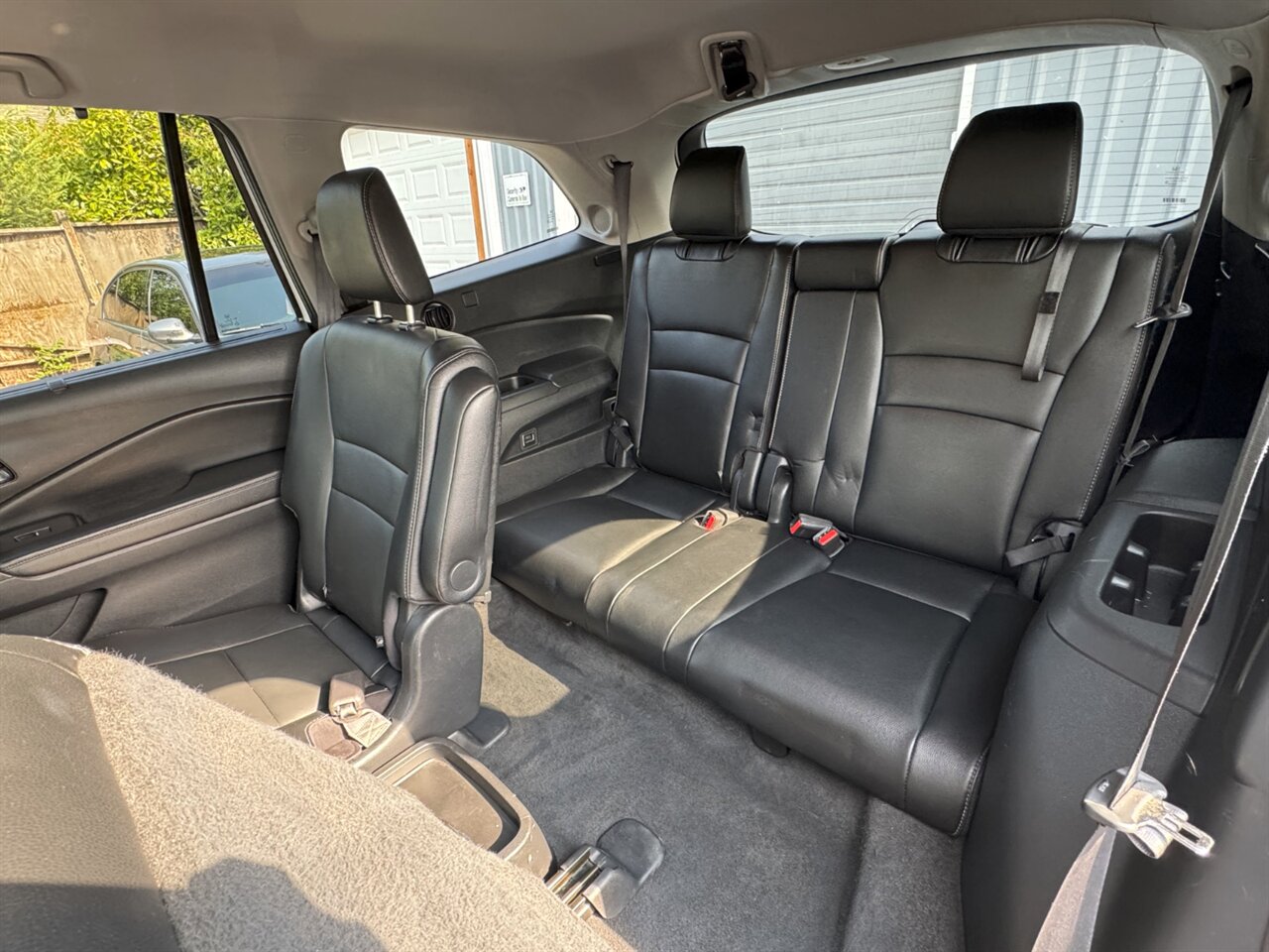 2020 Honda Pilot Touring w/Rear Captain's Chairs - Photo 16 - Portland, OR 97211