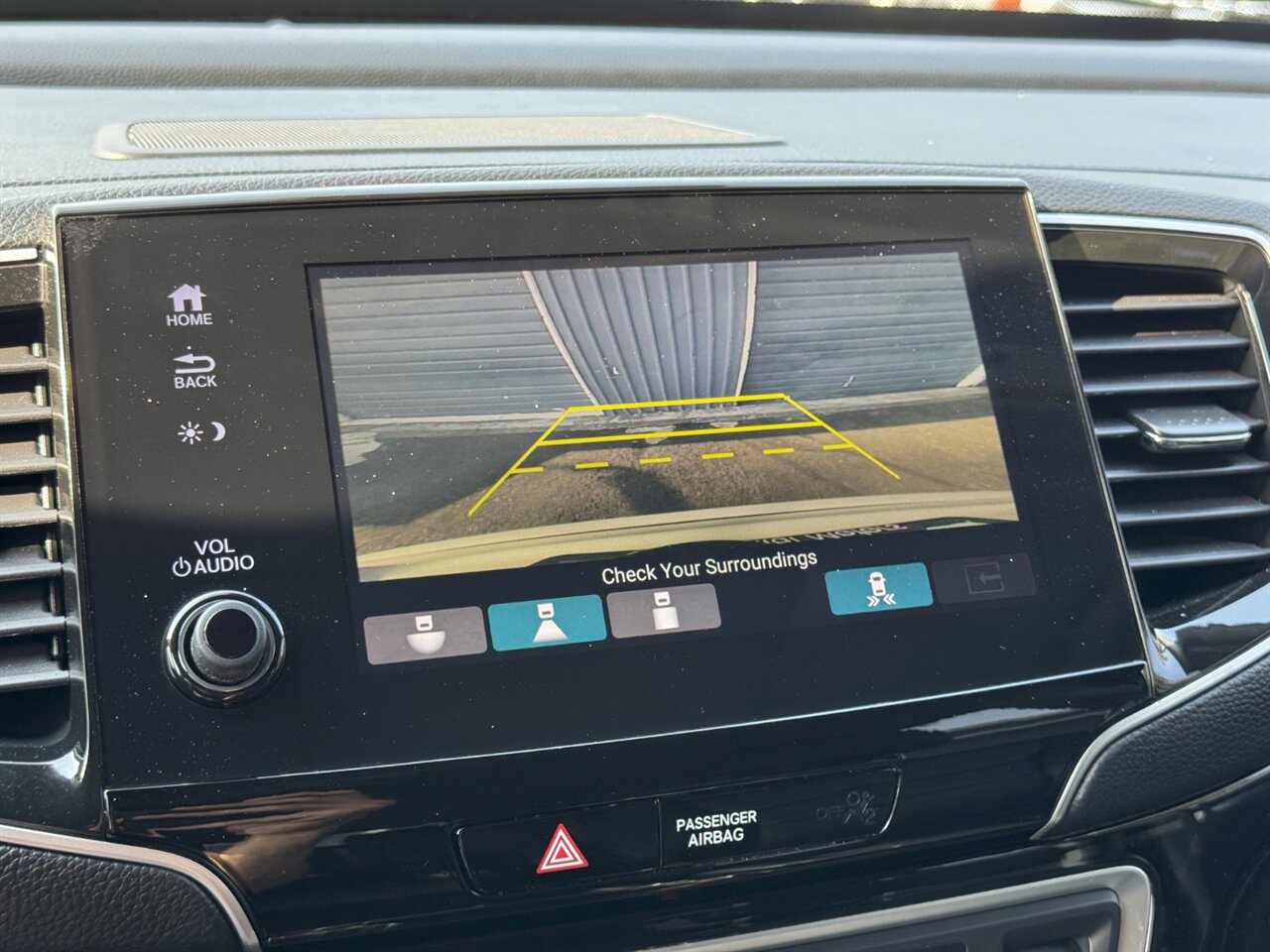 2020 Honda Pilot Touring w/Rear Captain's Chairs - Photo 34 - Portland, OR 97211