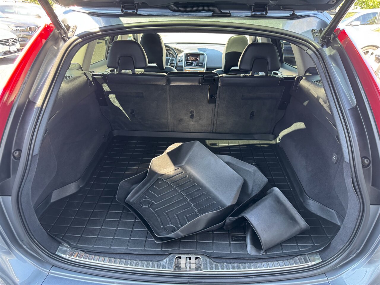 2017 Volvo XC60 T5 Inscription AWD ADAPTIVE CRUISE - Photo 14 - Portland, OR 97211