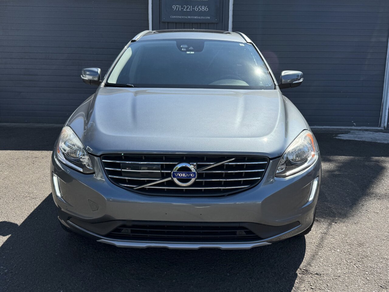 2017 Volvo XC60 T5 Inscription AWD ADAPTIVE CRUISE - Photo 4 - Portland, OR 97211