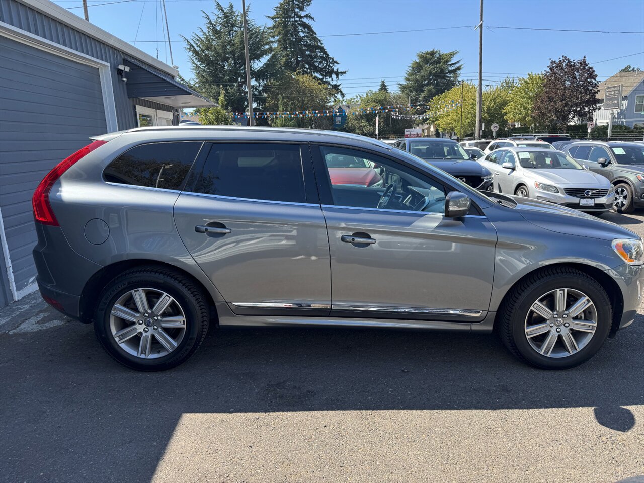 2017 Volvo XC60 T5 Inscription AWD ADAPTIVE CRUISE - Photo 6 - Portland, OR 97211