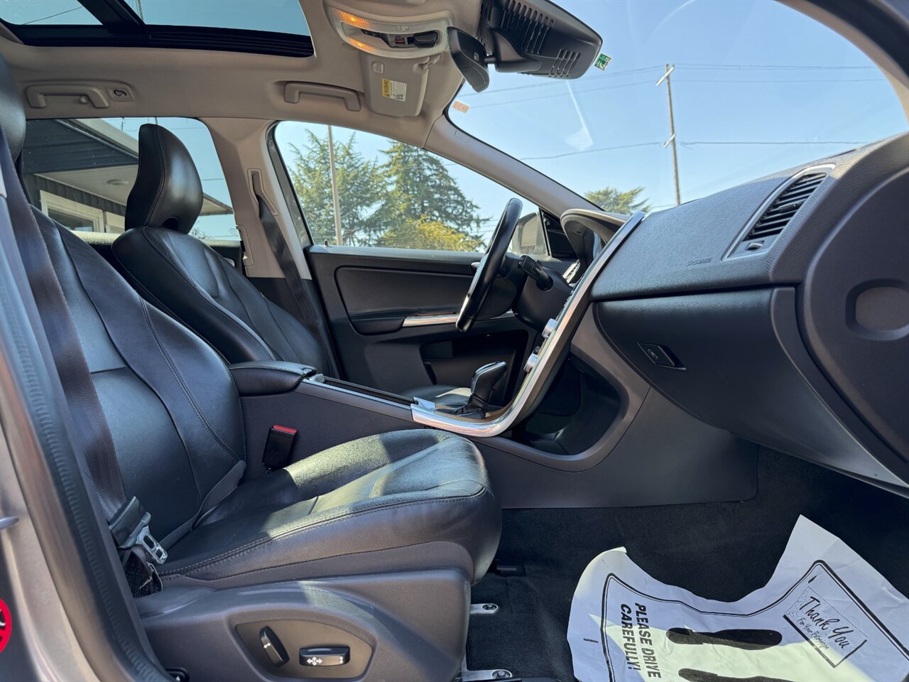 2017 Volvo XC60 T5 Inscription AWD ADAPTIVE CRUISE - Photo 18 - Portland, OR 97211
