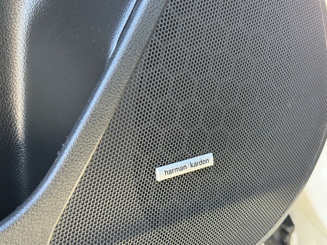 2015 Subaru Forester 2.0XT Touring LOADED   - Photo 21 - Portland, OR 97211