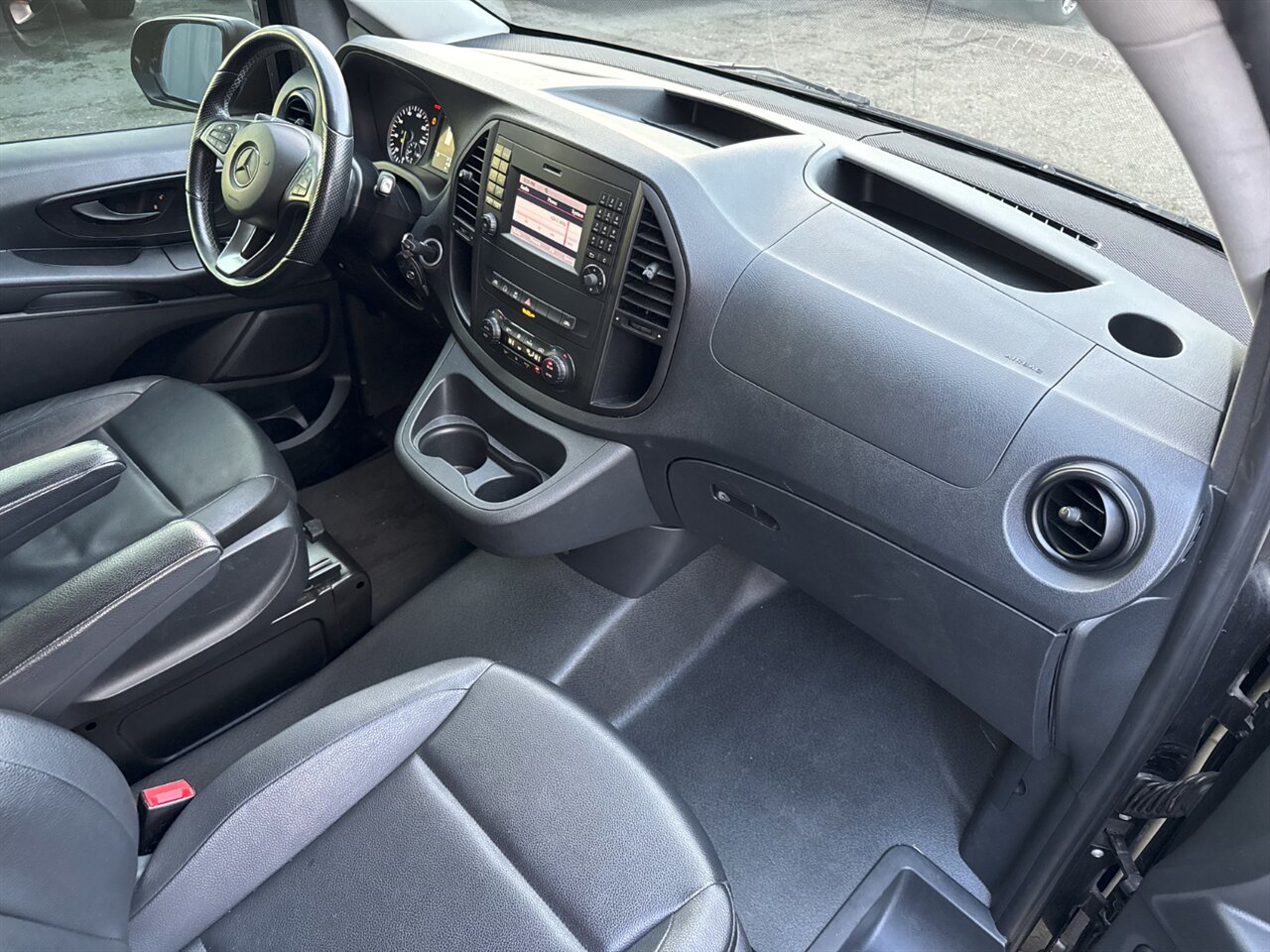 2018 Mercedes-Benz Metris Passenger   - Photo 17 - Portland, OR 97211