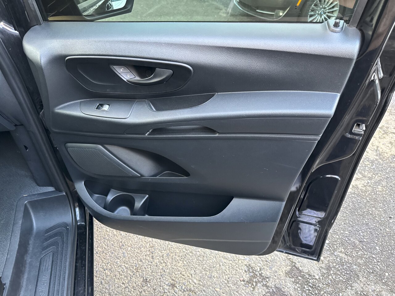 2018 Mercedes-Benz Metris Passenger   - Photo 19 - Portland, OR 97211