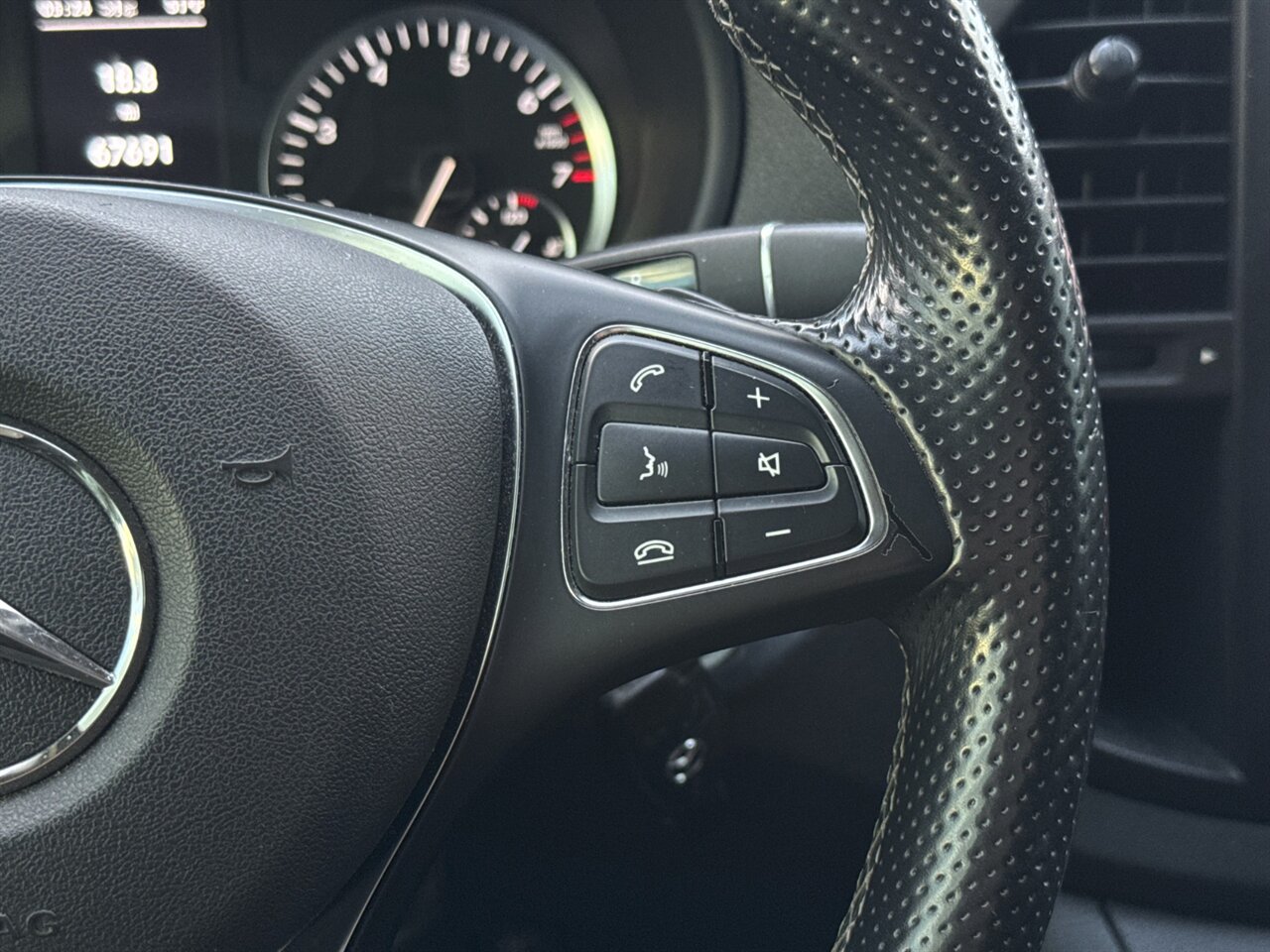 2018 Mercedes-Benz Metris Passenger   - Photo 23 - Portland, OR 97211