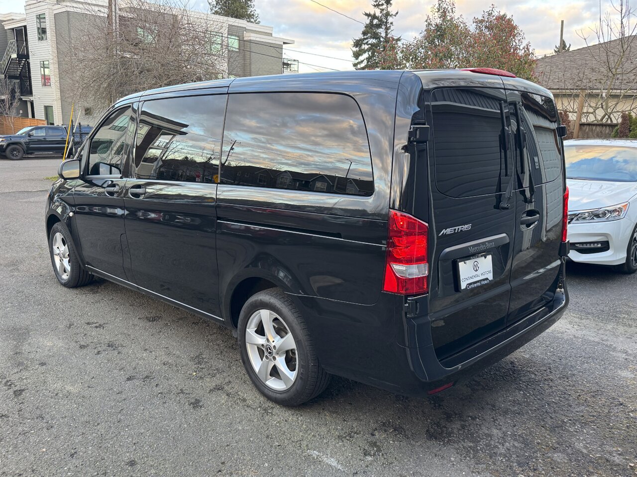 2018 Mercedes-Benz Metris Passenger   - Photo 10 - Portland, OR 97211