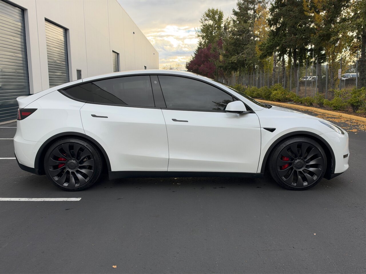 2021 Tesla Model Y Performance - $4000 EV REBATE - Photo 7 - Portland, OR 97211