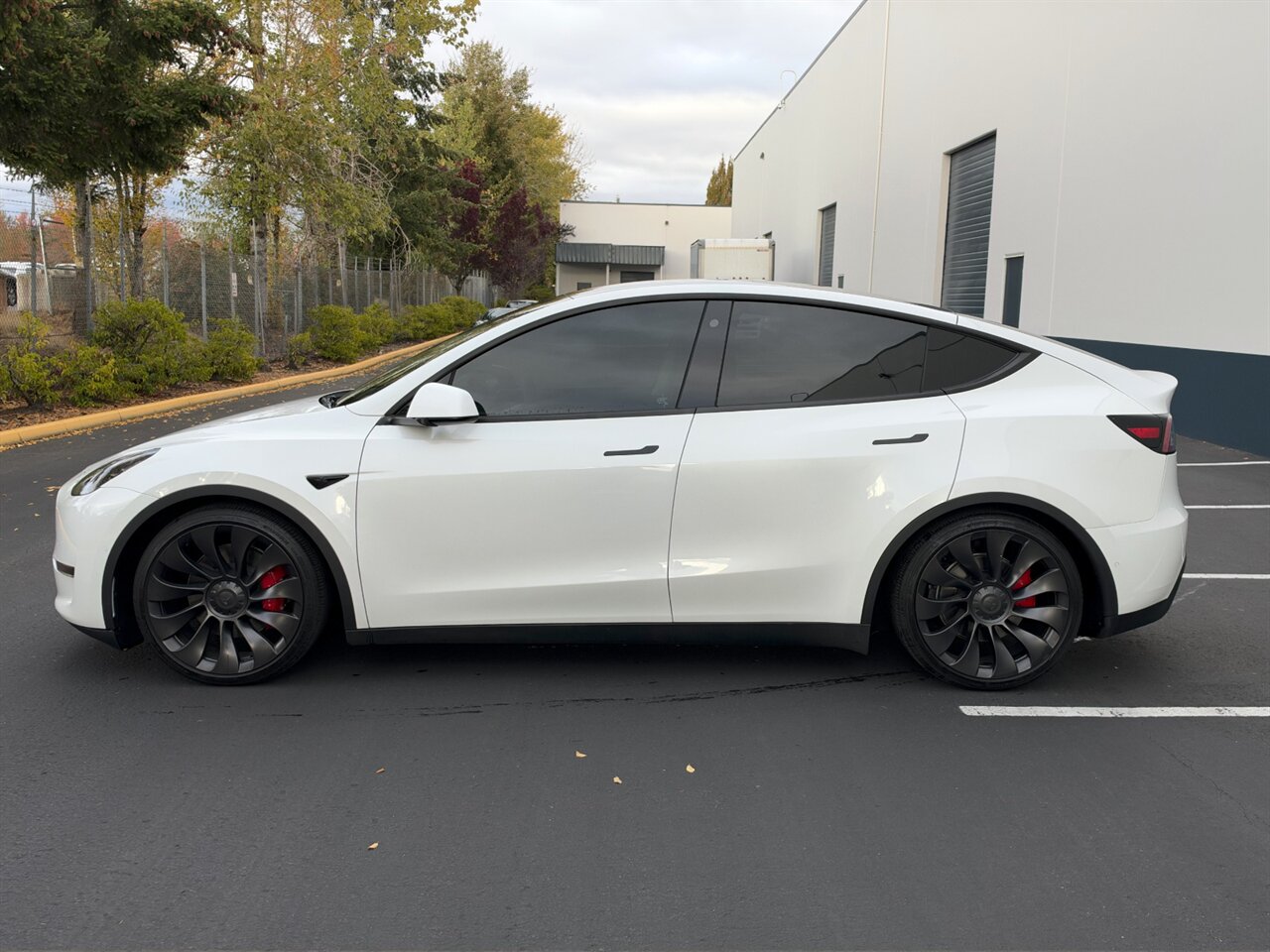 2021 Tesla Model Y Performance - $4000 EV REBATE - Photo 4 - Portland, OR 97211