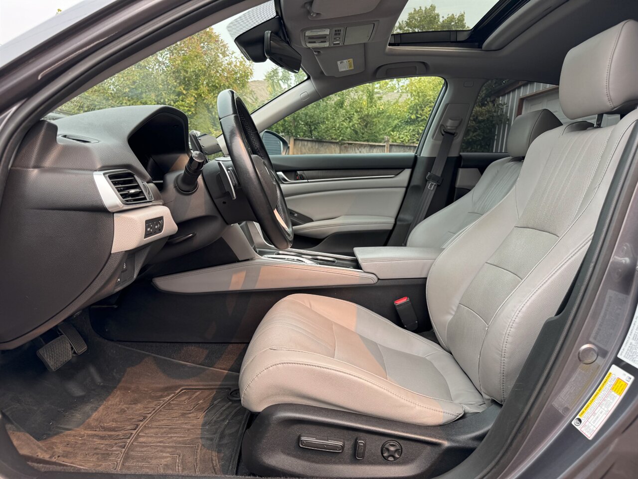 2018 Honda Accord Hybrid Touring - Photo 11 - Portland, OR 97211