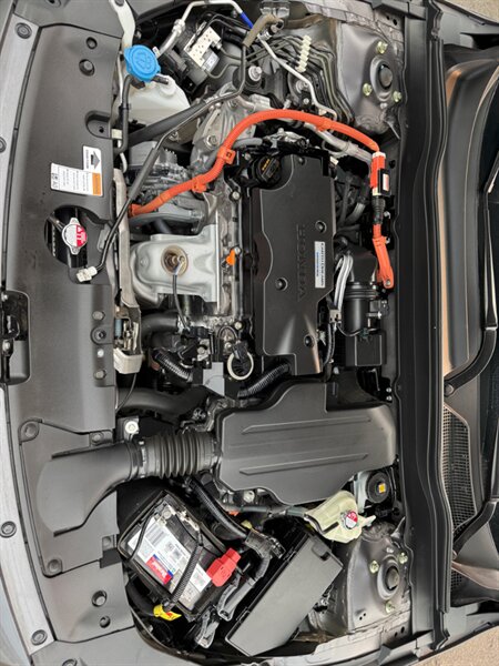 2018 Honda Accord Hybrid Touring - Photo 32 - Portland, OR 97211