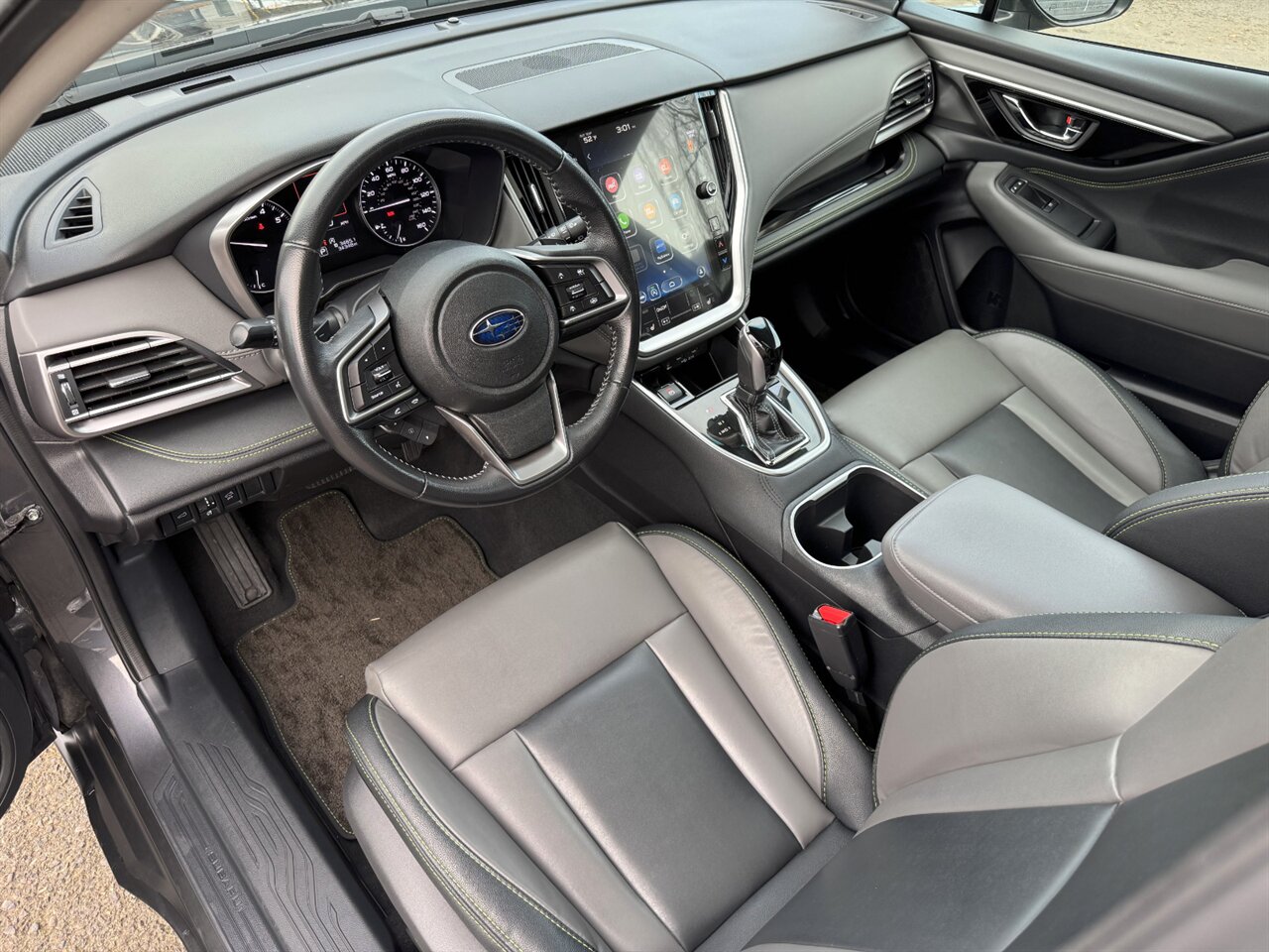 2022 Subaru Outback Onyx Edition XT - Photo 2 - Portland, OR 97211