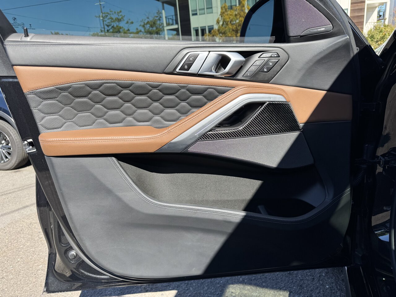 2024 BMW X6 M Competition - Photo 12 - Portland, OR 97211