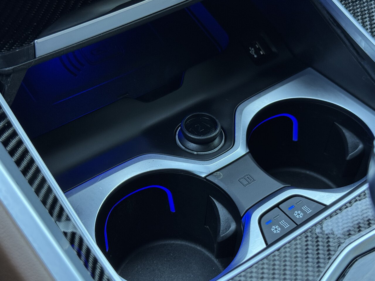2024 BMW X6 M Competition - Photo 33 - Portland, OR 97211