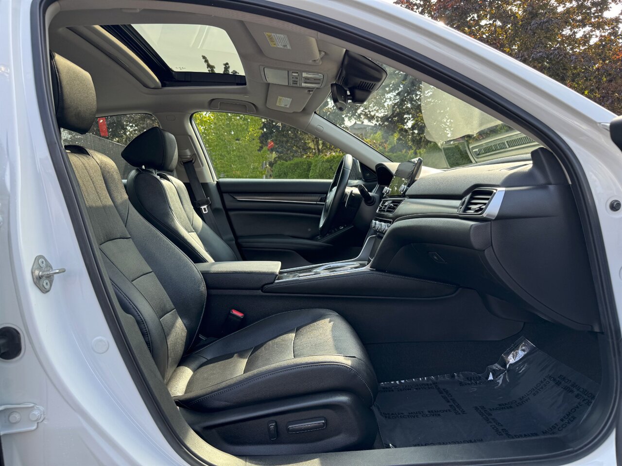 2020 Honda Accord Hybrid Touring ADAPTIVE CRUISE ONLY 56K MILES   - Photo 17 - Portland, OR 97211
