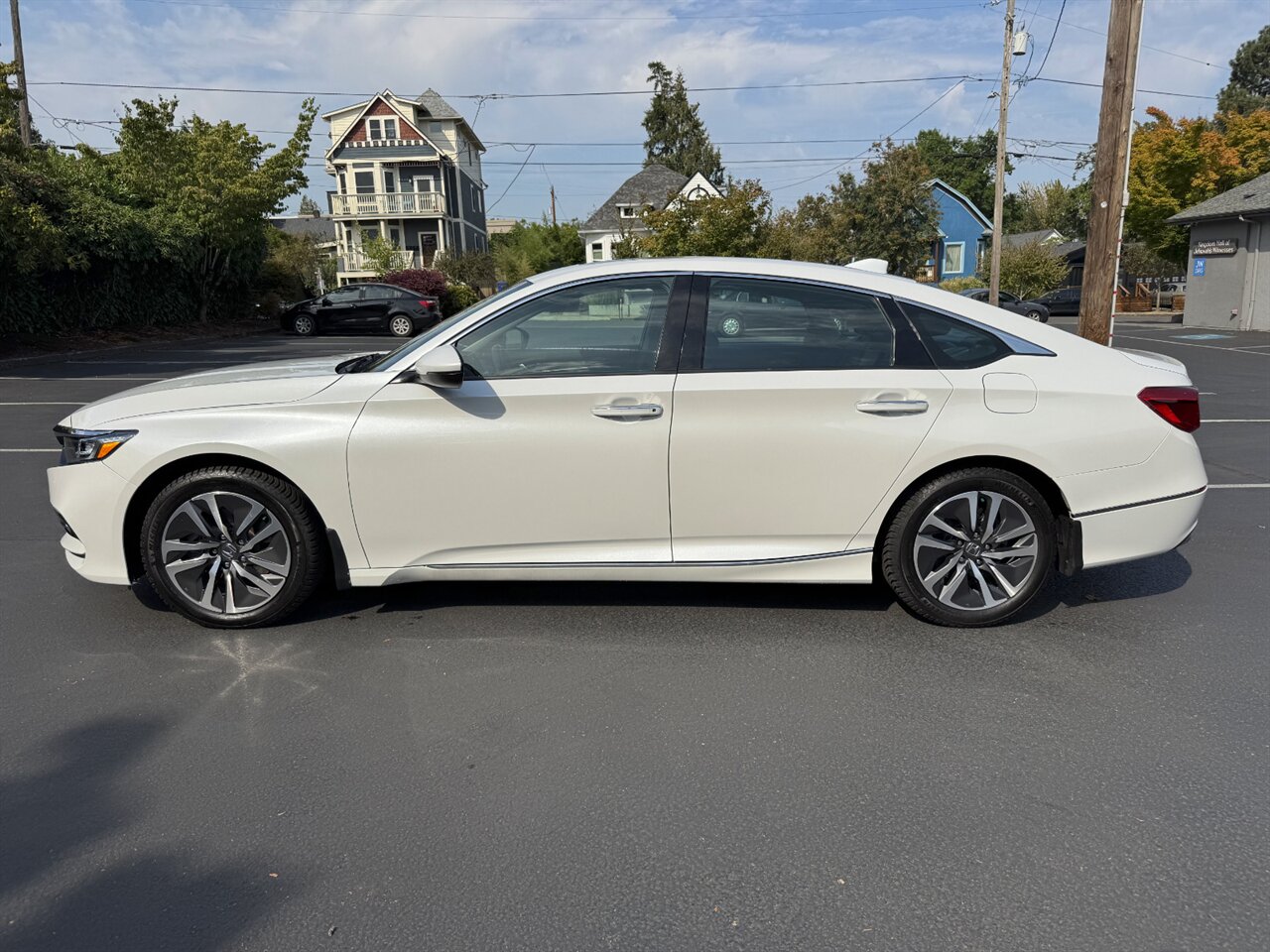 2020 Honda Accord Hybrid Touring ADAPTIVE CRUISE ONLY 56K MILES   - Photo 4 - Portland, OR 97211