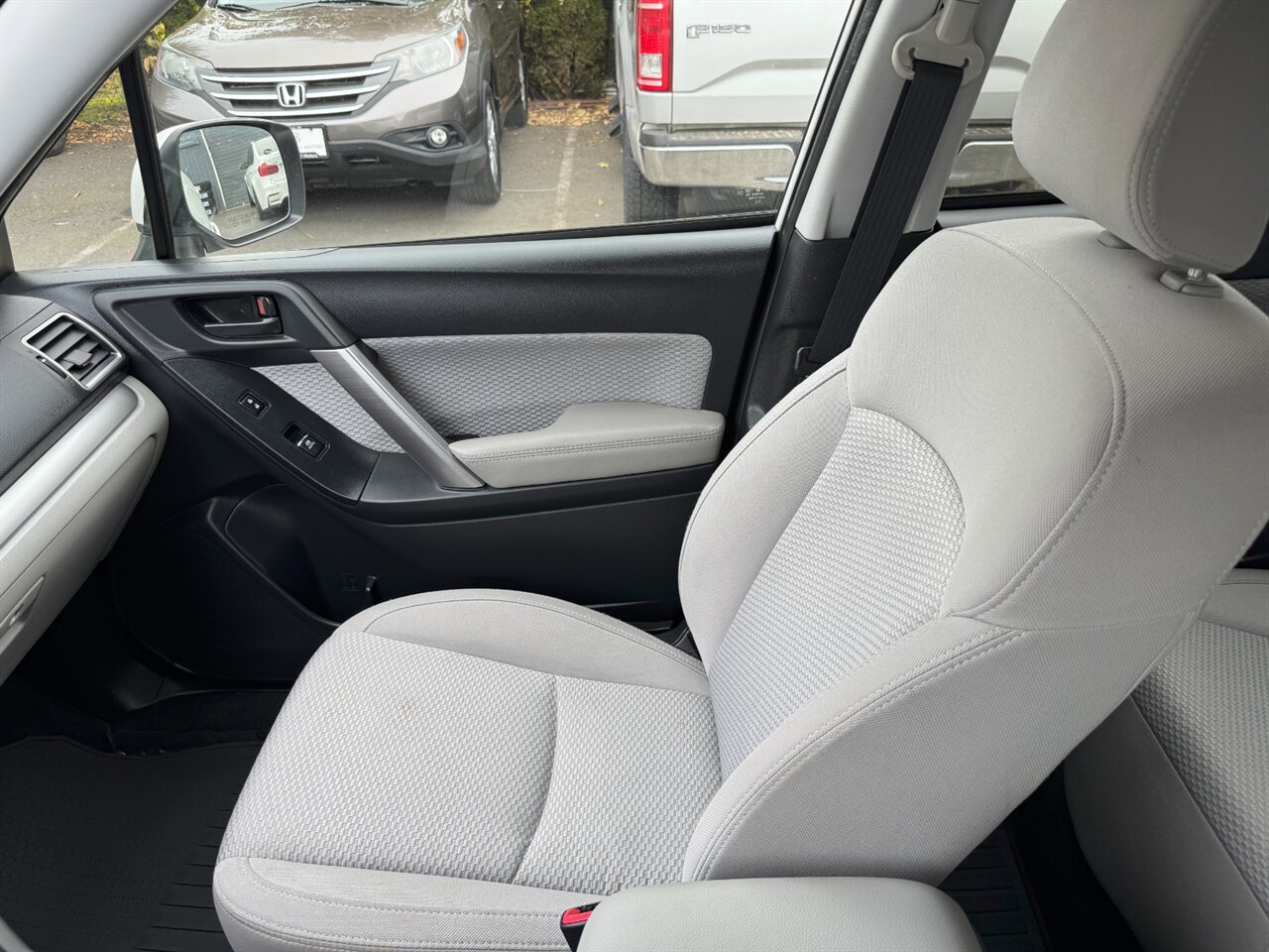 2017 Subaru Forester 2.5i Premium ADAPTIVE CRUISE   - Photo 27 - Portland, OR 97211