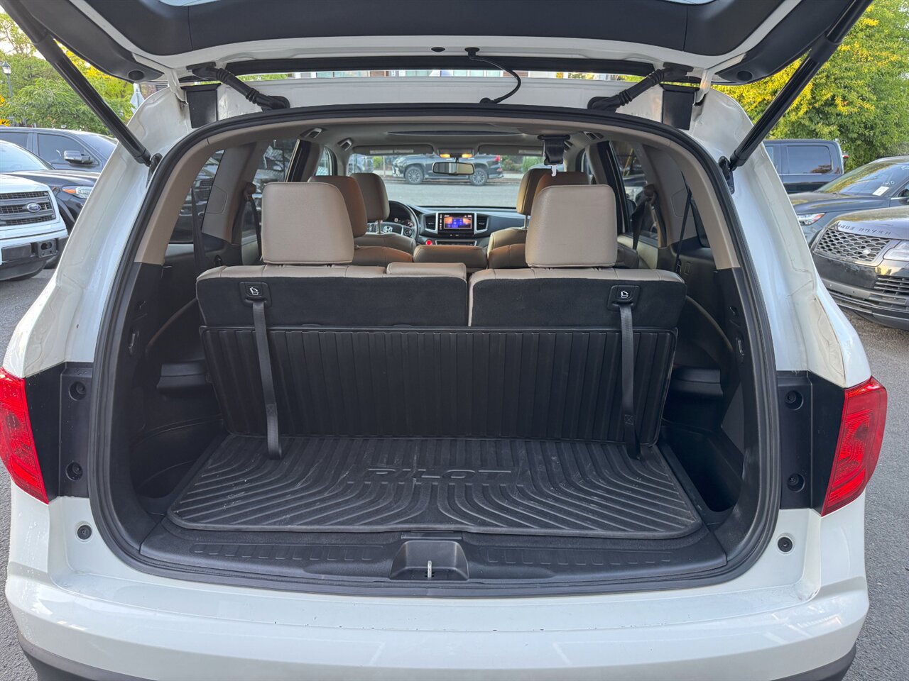 2018 Honda Pilot EX-L AWD LEATHER   - Photo 17 - Portland, OR 97211