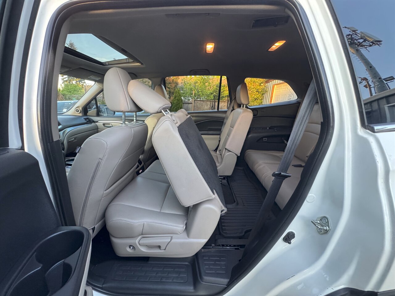 2018 Honda Pilot EX-L AWD LEATHER   - Photo 16 - Portland, OR 97211