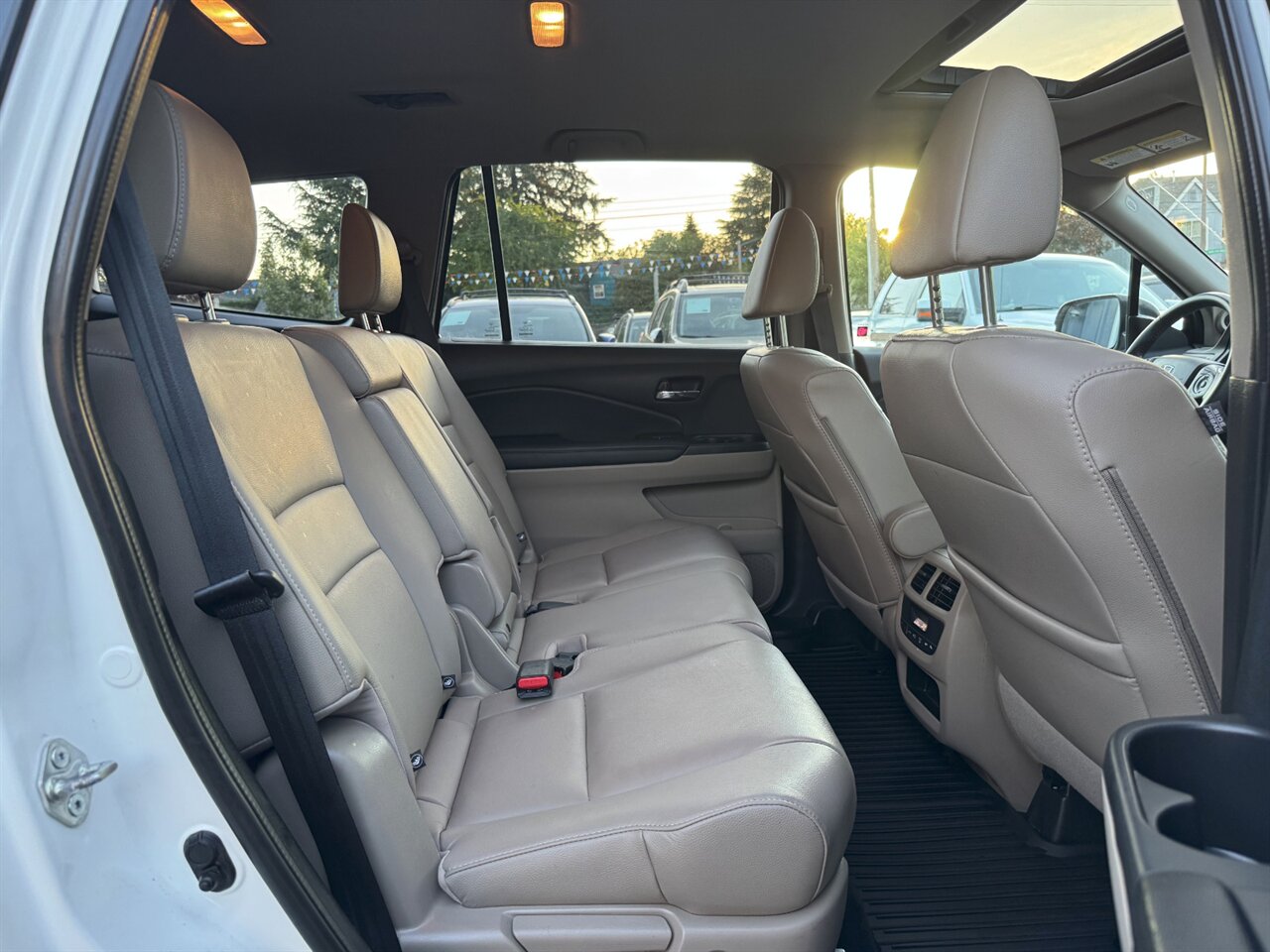 2018 Honda Pilot EX-L AWD LEATHER   - Photo 19 - Portland, OR 97211