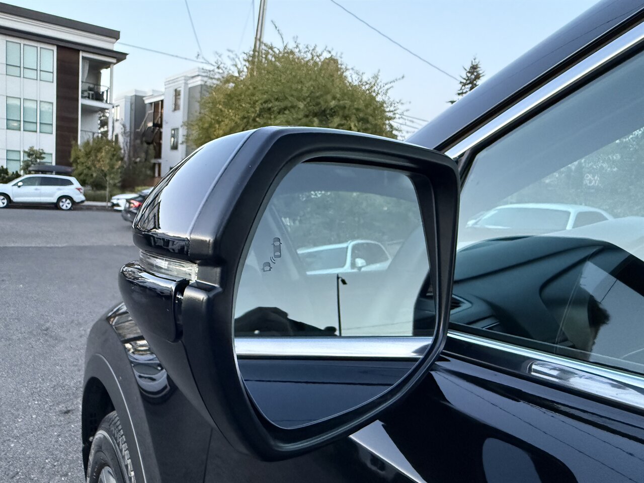 2019 Honda CR-V EX-L AWD ADAPTIVE ONLY 43K MILES - Photo 39 - Portland, OR 97211