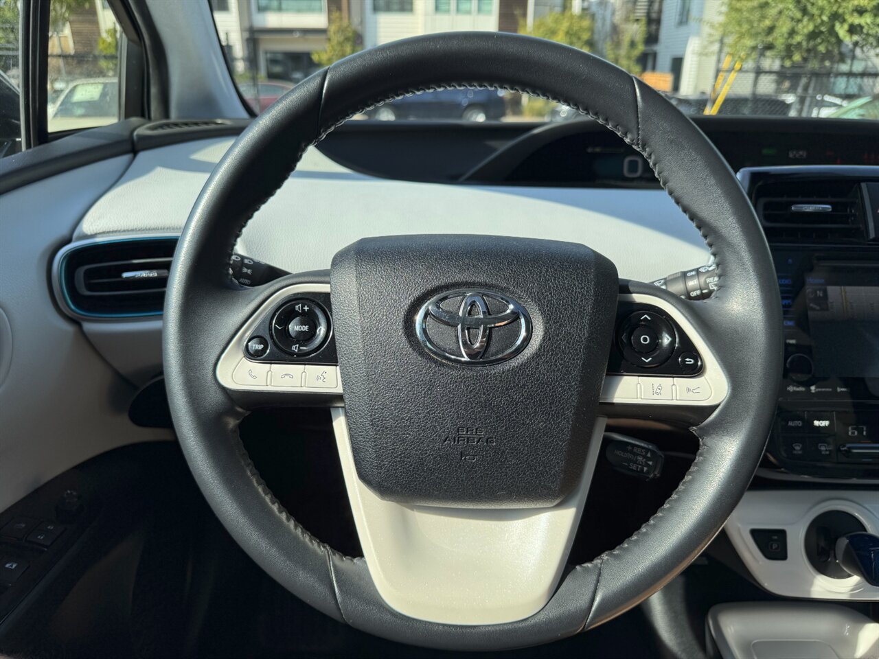 2017 Toyota Prius Four LEATHER ADAPTIVE CRUISE - Photo 20 - Portland, OR 97211