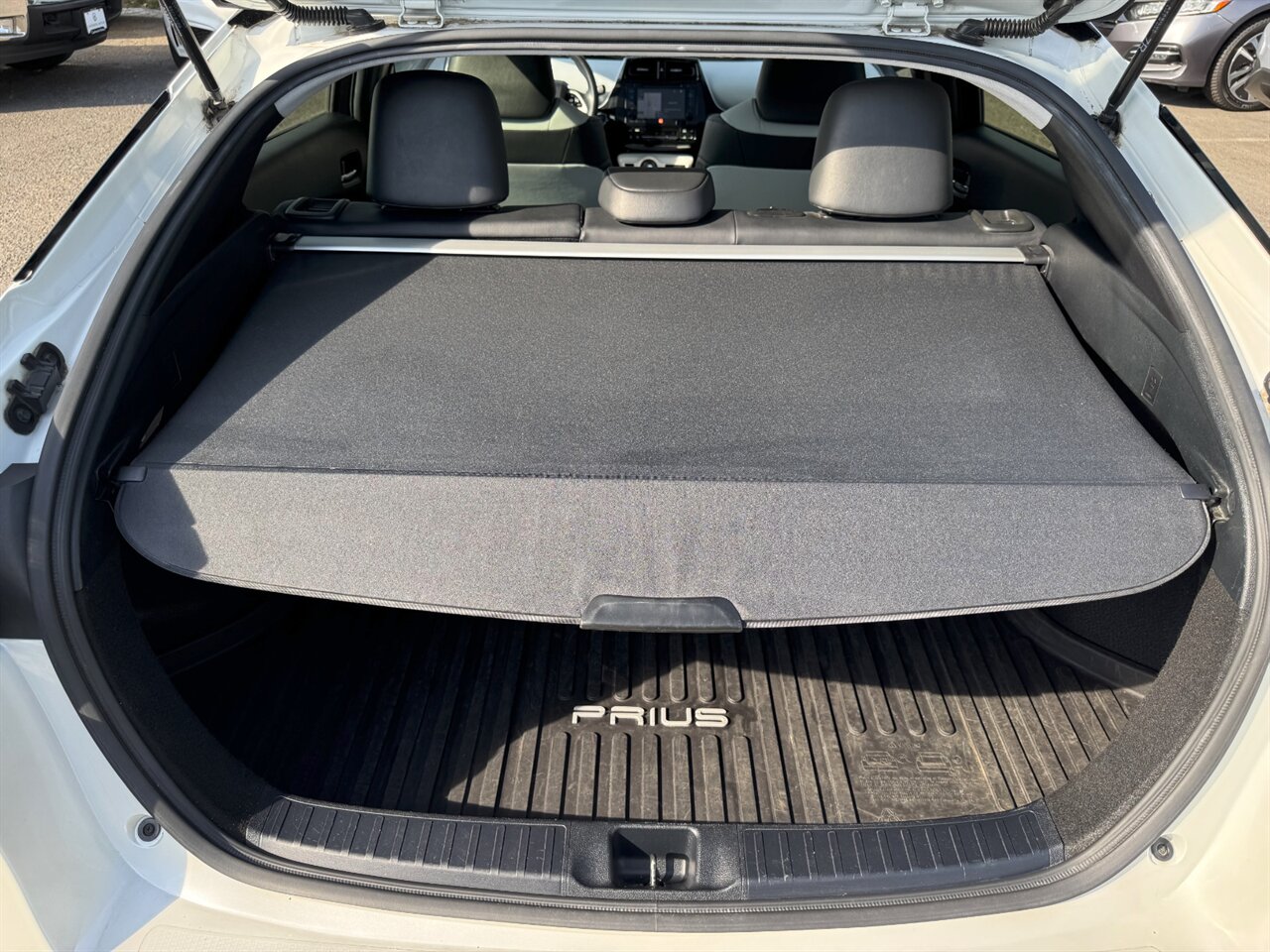 2017 Toyota Prius Four LEATHER ADAPTIVE CRUISE - Photo 15 - Portland, OR 97211