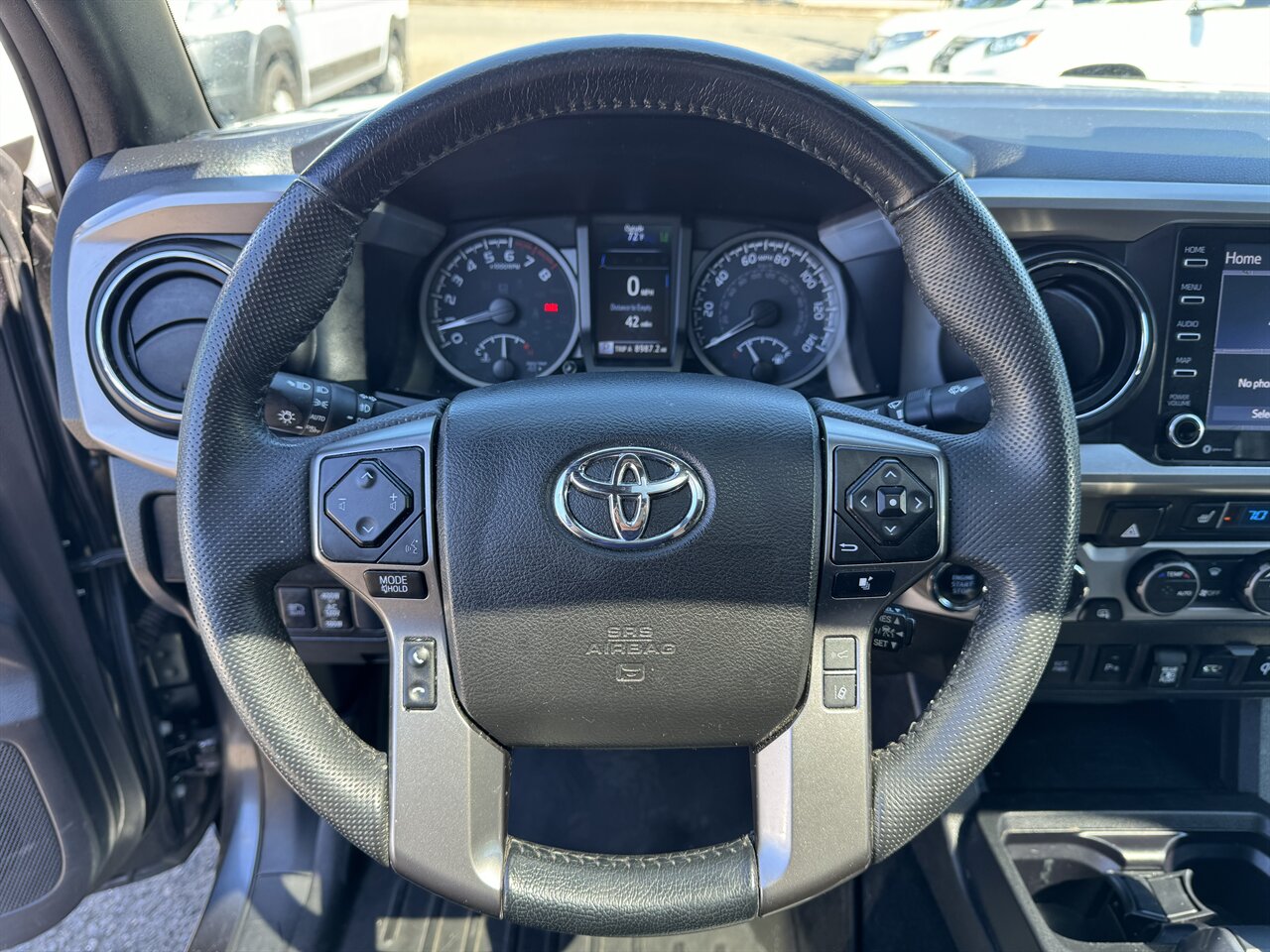 2022 Toyota Tacoma Limited   - Photo 13 - Portland, OR 97211