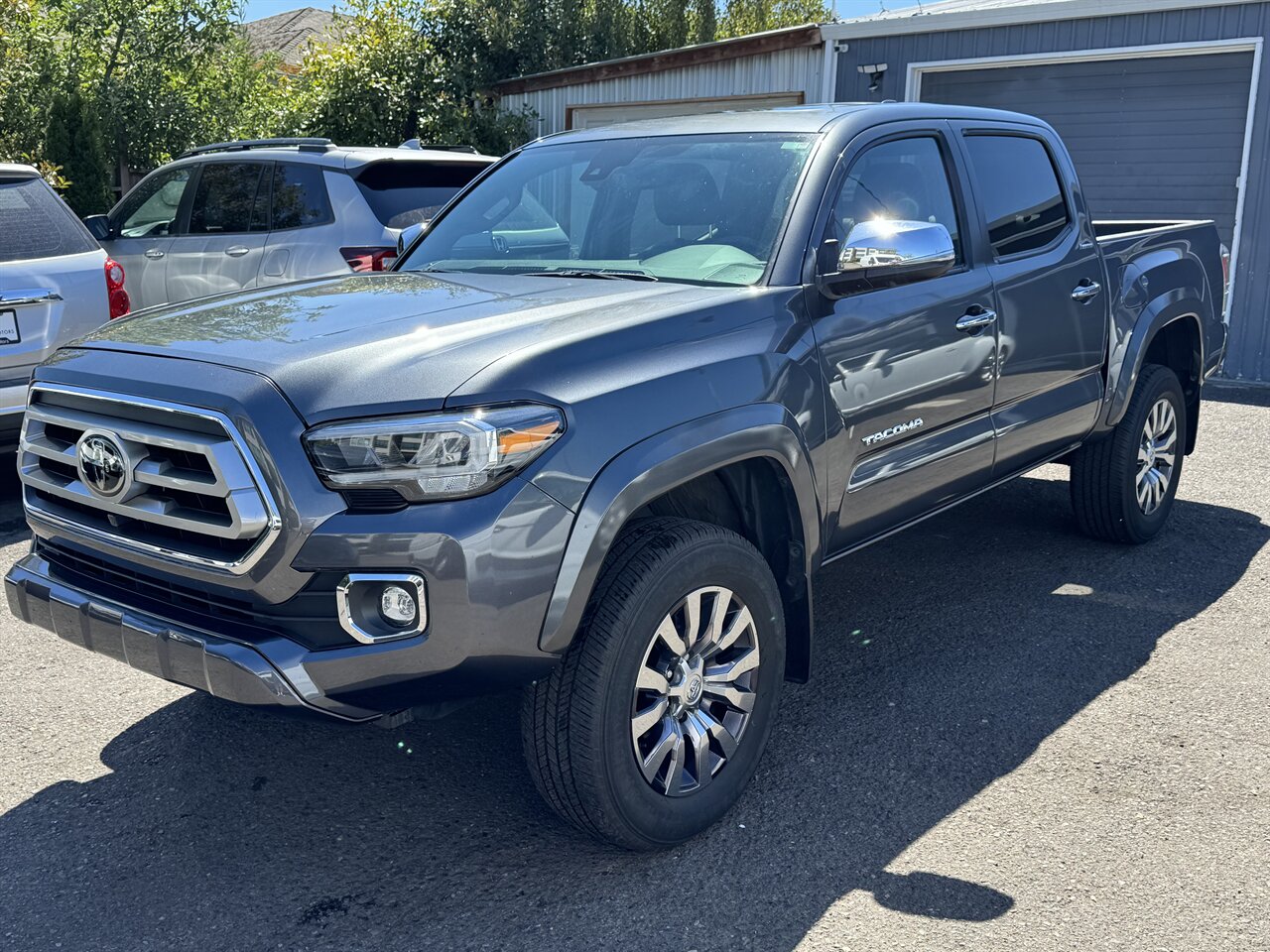 2022 Toyota Tacoma Limited   - Photo 3 - Portland, OR 97211